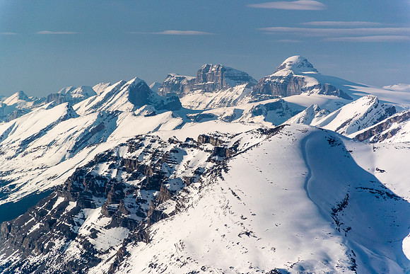 Another couple of visible 11,000ers - this is Warren (C) and Brazeau (R).