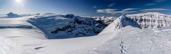 Descending the summit ridge of Androlumbia with the lower south ridge of Andromeda in front of us.