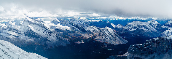 Fantastic view over Oyster Peak towards Lake Louise. Lychnis and Douglas on the left.