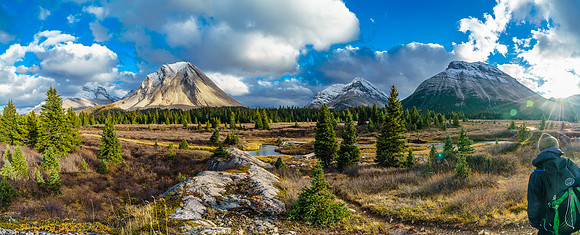 Gorgeous Red Deer River flats near the warden station. From L to R, Douglas, Oyster, Fossil, Skoki and Phil.