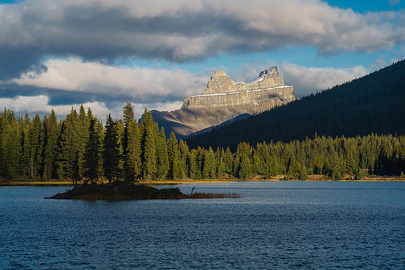 Molar Mountain rises dramatically above the upper Red Deer Lake.