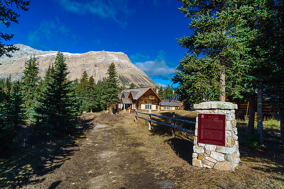 Skoki Lodge is a wonderful place.