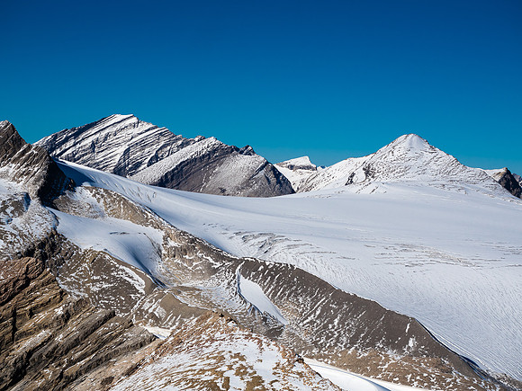 Cataract Peak looms to the north of the Drummond Icefield (L).