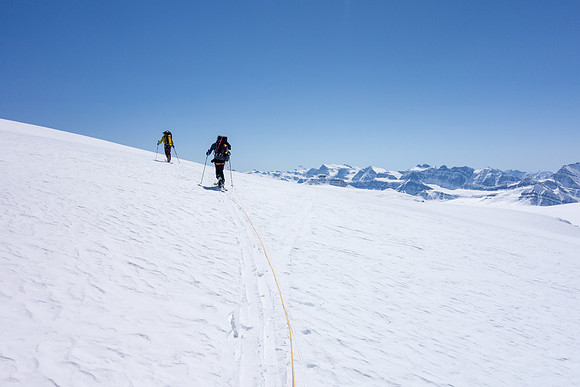 Cutting to climber's left, we leave the exit trail and start going for the summit of Snow Dome.