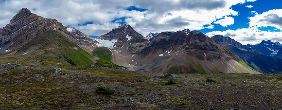 Looking over at Fryatt (L) and Fryatt SW2 (C) and "Fat Bastard" (R) before we start the traverse above Divergence Lake.