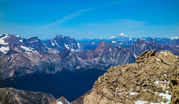 Looking north towards the Ramparts (Tonquin Valley) and even Mount Robson in the distance!