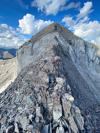 Looking back along the unavoidable narrowing on the SW ridge.