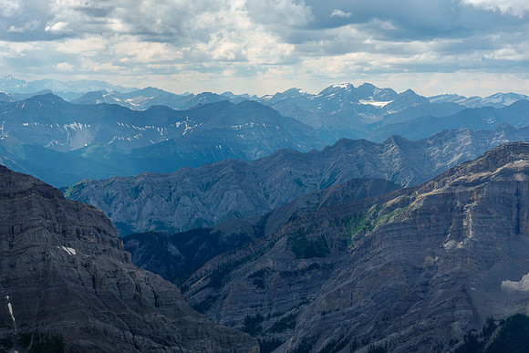Hickson and Bonnet Peak (R).