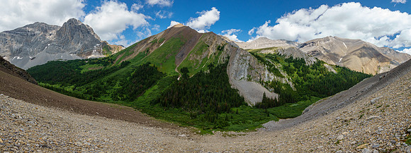 I have to cross this valley (willows) and ascend to the valley at mid right to access the lakes.