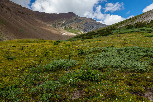 Continuing my traverse to Spectral Lakes.