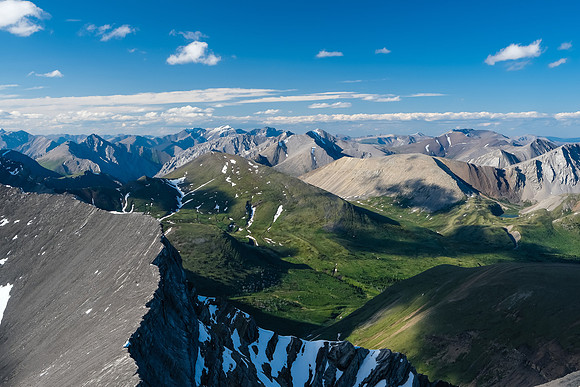 Chirp Mountain over Divide Pass.