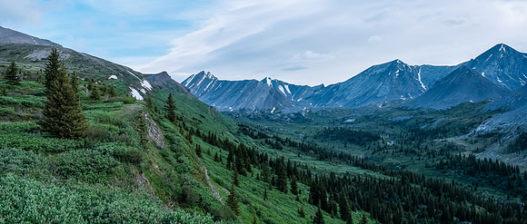 Traversing into the NW valley of McConnell Creek.
