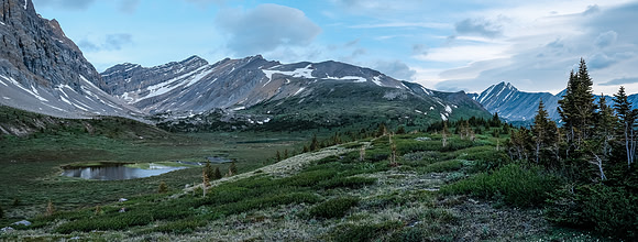 Traversing into the NW valley of McConnell Creek.