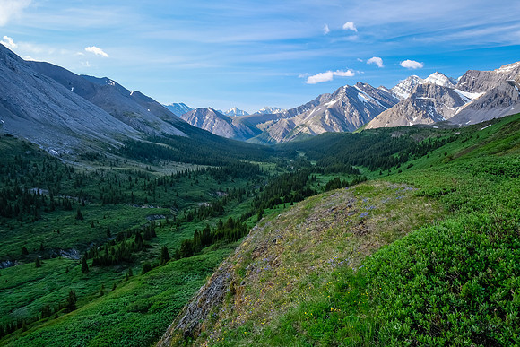 Traversing into the NW valley of McConnell Creek.