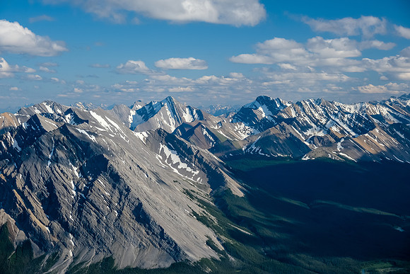 Unnamed peaks near Flints and Cuthead.
