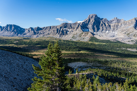 Looking back down the lower SW ridge of Clearwater across the Siffleur Valley.