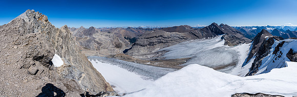 More incredible views off the summit ridge looking east over the glacier.