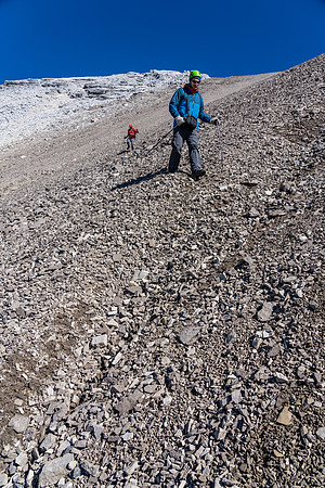 Descending rubble and scree on the SW face of Clearwater.