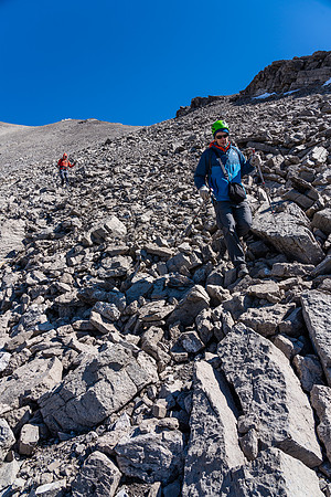 Descending rubble and scree on the SW face of Clearwater.