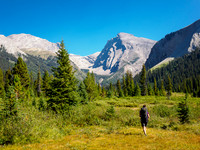 Hiking towards Fossil Creek and Forbidden Peak.