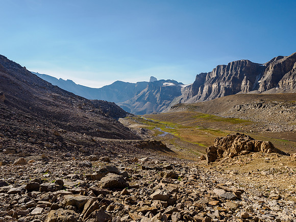 Hiking between NMP and Fish Lakes.
