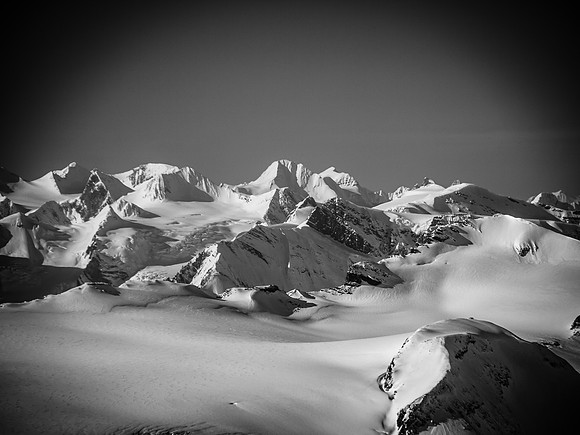 More distant Freshfield summits including Trutch, Gligit, Helmer and Barlow.