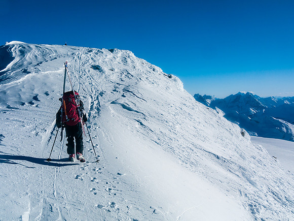 Almost back at the high col.