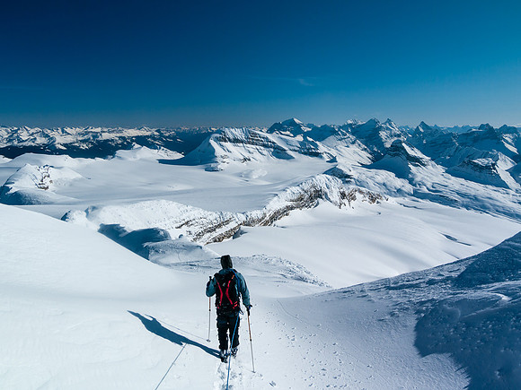 A wide spot on the descent ridge.
