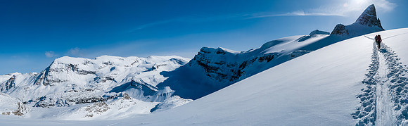 Iconic shot of an impressive looking St Nicholas (R) with Vulture Peak at center and Crowfoot on the left.