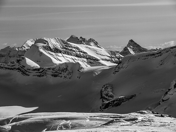 Victoria, Hungabee, Huber and Biddle (L to R) loom over Mount Daly. Lilliput is at center left.