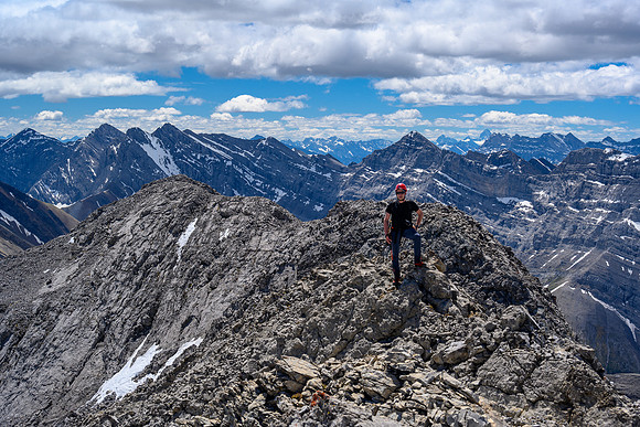 Wietse on the summit ridge. Spectral Peak at left.