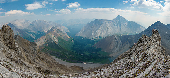 Views over Brocks Peak and to Mount Aylmer as I descend the SE ridge (R).