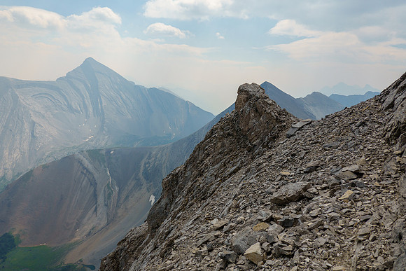 The SE ridge and Mount Aylmer.