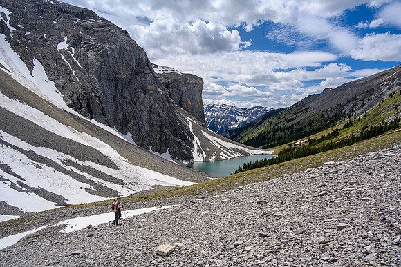Hiking towards the lovely Solstice Lake.