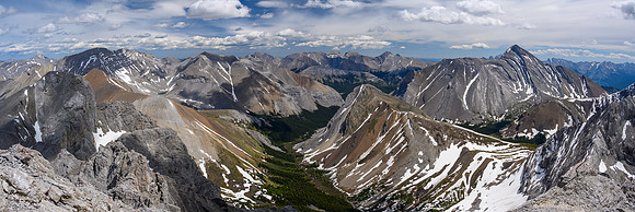 Revenant (L), Apparition, Brocks Peak and Mount Aylmer (R). Spectral Lakes at left under Revenant Pe