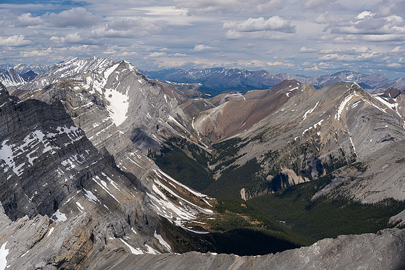 Views to Stony (L) and Haunted Peak.