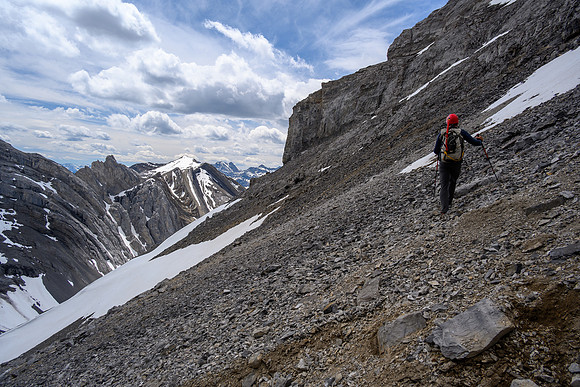 Descending back to the valley.
