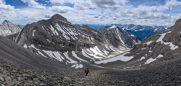 Descending back to the valley.