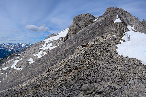Scrambling the SE ridge.