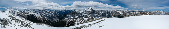 Revenant, Aylmer and Spectral at left with our approach valley at c-l. Puma at c-r distance.