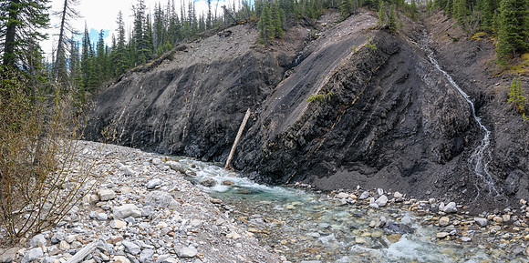 Hiking up the access creek past an interesting coal seam.