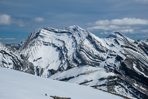 Revenant Mountain is majestic and over 10,000 feet high.
