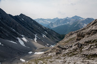 An easy exit to the snow patch below.