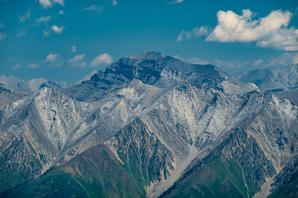 An outlier of Puma Mountain.