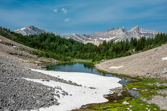 Views back over the Sira tarns.