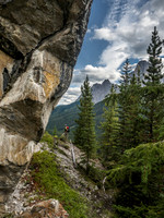 Cool scenery around the big boulder - it's really big.