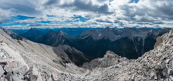 The south ridge at left and SW ridge at center as we near the intersection of the two.