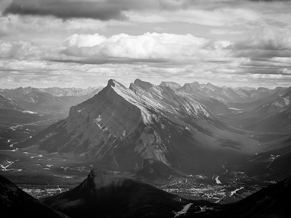 Mount Rundle looms impressively over the town of Banff.