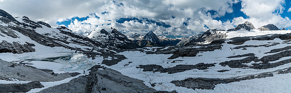 Looking back at the highest (and largest) tarn on the left with Mons Peak at center left and Tivoli on the right.