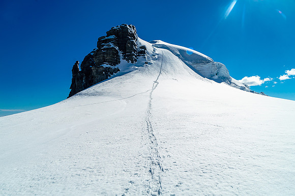 A look back at our tracks up Ernest Peak from the Ernest / Edward col.